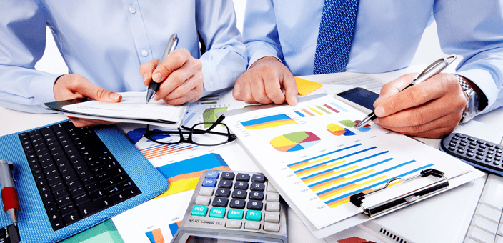 Cuales-son-las-diferencias-entre-finanzas-públicas-y-privadas-704x340